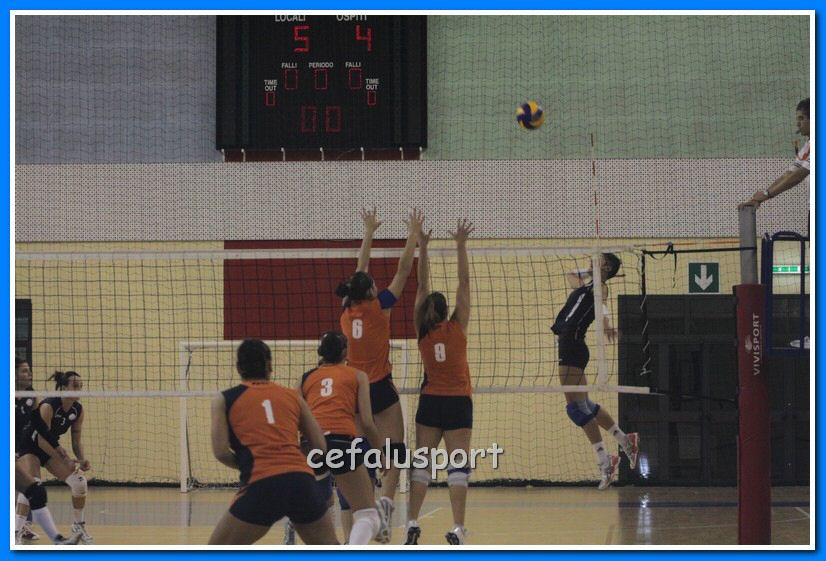 121110 sport2 413_tn.jpg